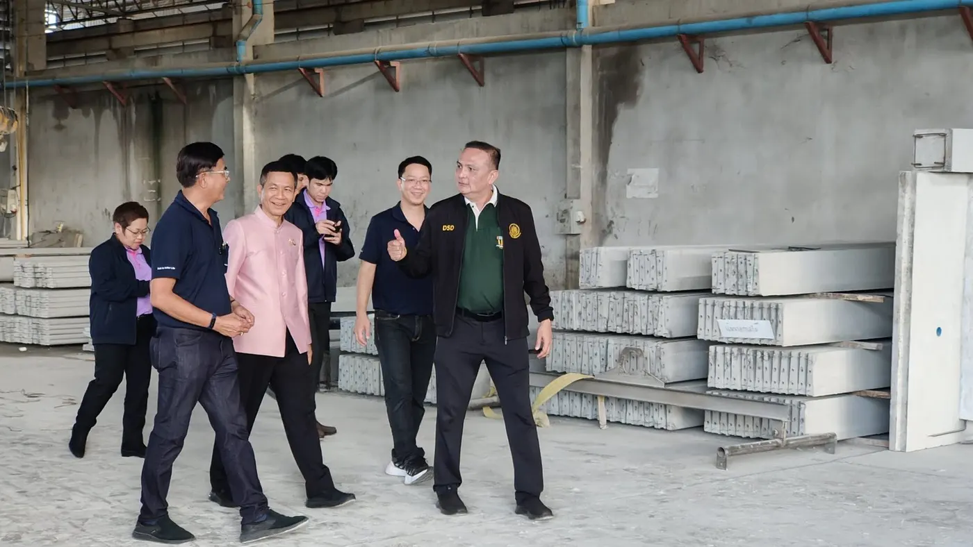 นายพันธ์เทพ เสาโกศล รองผู้ว่าราชการจังหวัดขอนแก่น เยี่ยมชมโรงงาน PCC